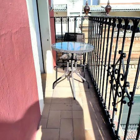 Perez Montilla Pensión 2*